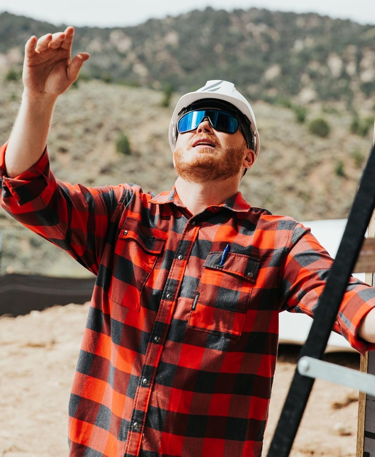 TRUEWERK Men's Tech Flannel - Durable Work Shirt with Snap Buttons