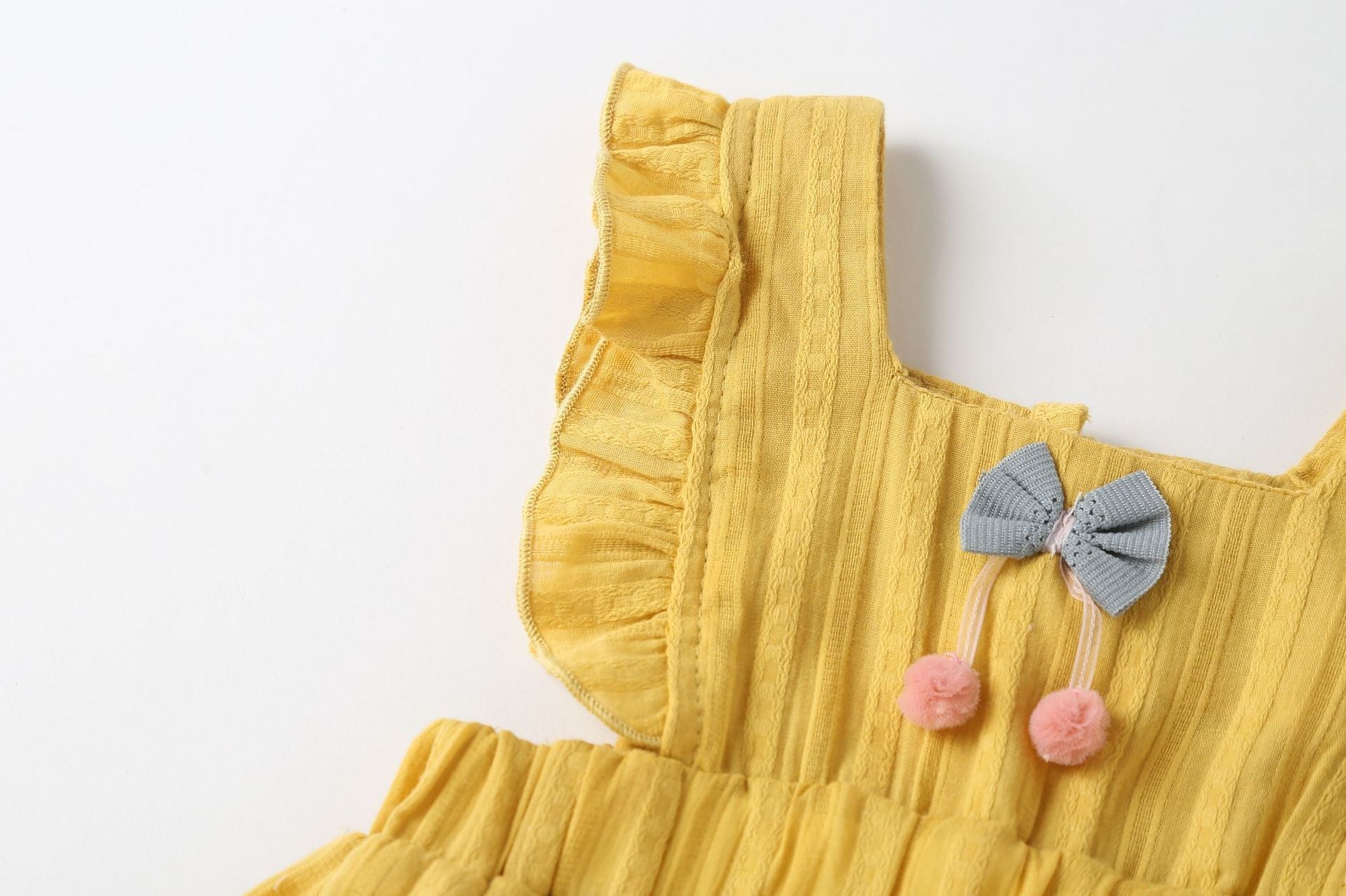 Baby Girl 1pcs Solid Color Bow Tie Design Ruffle Sleeveless Crotch One